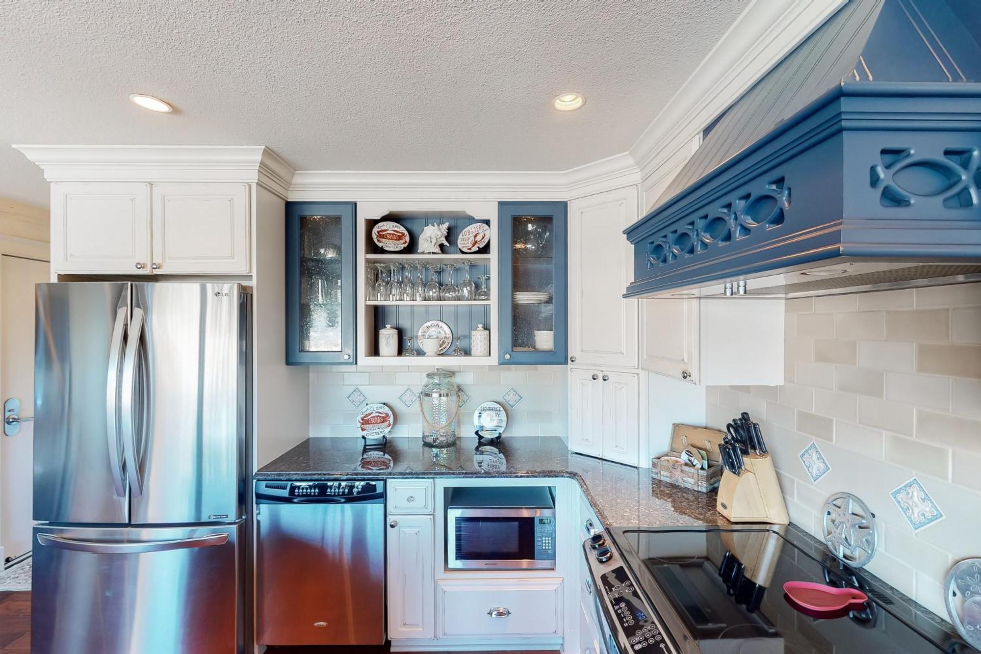 The Embarcadero Condos Newport Room photo